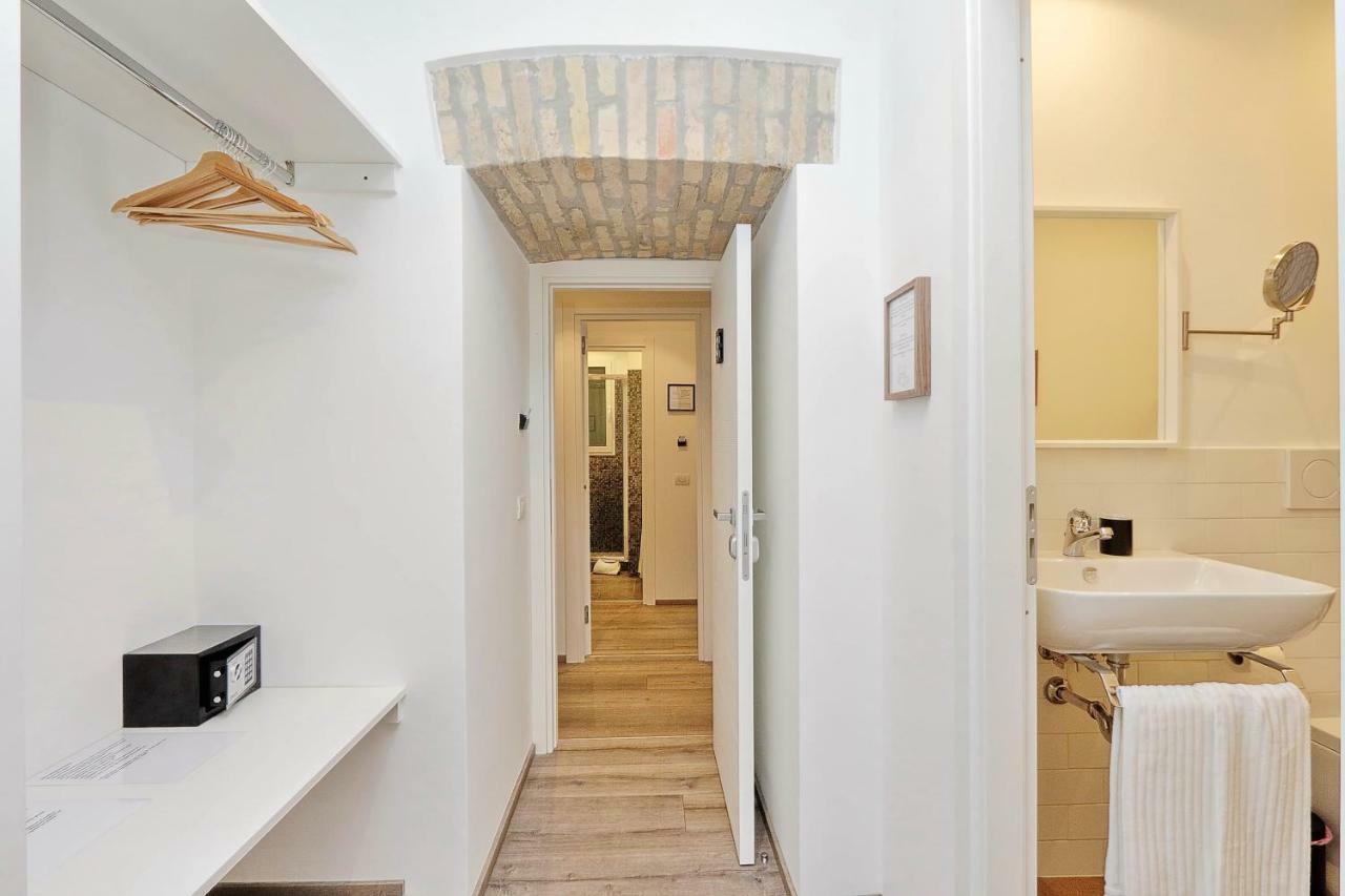 วิกตอรี รูม Bed & Breakfast โรม ภายนอก รูปภาพ